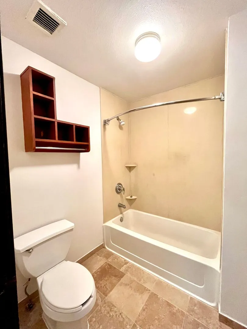 Loft Apartment - Large Living in Steamboat! All Utilities & Internet Included. - Photo 3