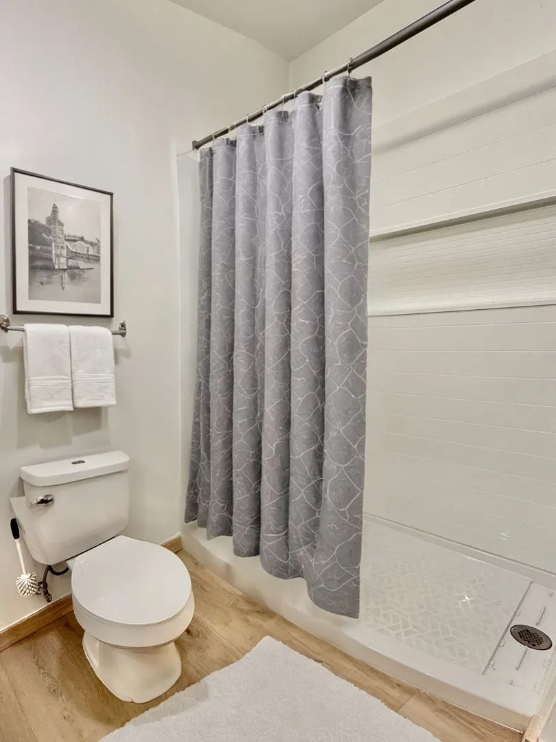 Studio Apartment - All you need, nothing you don’t. All Utilities & Internet Included. - Photo 2